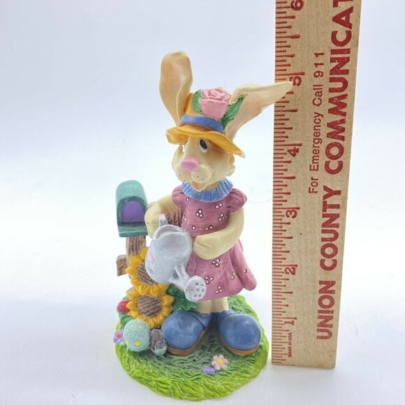 Vintage Girl Easter‎ Bunny Resin Statue Figurine Decor Dress Hat Watering Can 5” - Picture 9 of 10
